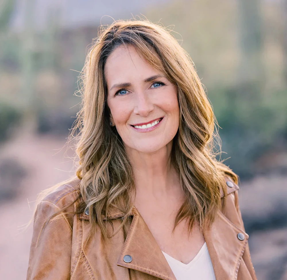 Jennifer_Sailer-headshot-100x975px